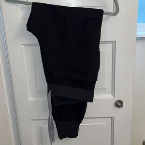 Black Figs scrub joggers